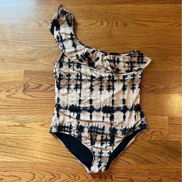 Ulla Johnson Martina Maillot One Piece Swimsuit and Paz cover up. Sld together. - Picture 3 of 9